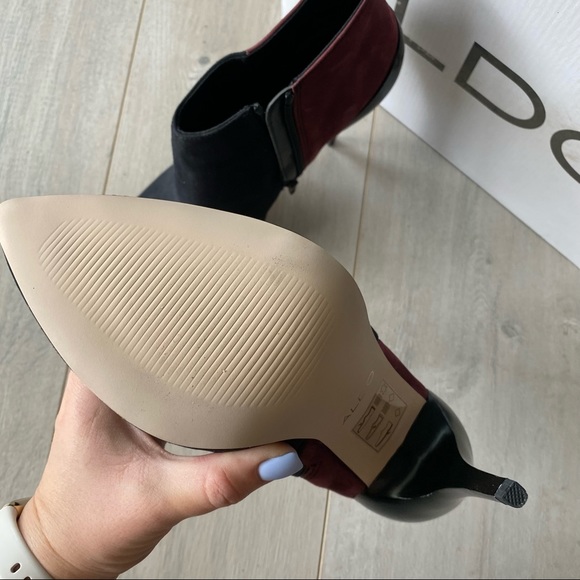 New ALDO pointy toe suede ankle booties black and burgundy Danielle-42 style - Picture 7 of 10